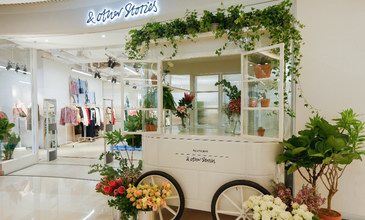 & Other Stories全国首家线下门店于上海环贸iapm商场重磅揭幕