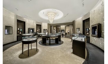 中免集团三亚国际免税城Van Cleef & Arpels精品店盛大开幕