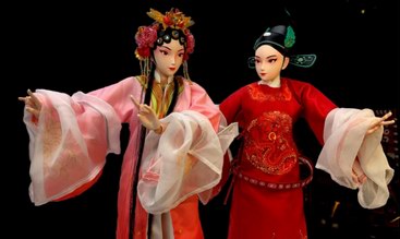 黄梅戏潮流可动人偶首次全国巡展，为传统文化注入新活力
