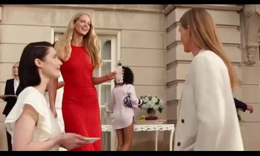 Tommy Hilfiger先生以 2026 春季系列广告大片，邀新生代步入他的经典美式风尚世界 