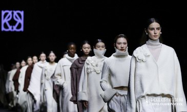 栖野藏锦：KIPMIC STYLE 2026秋冬，以时装重塑内在肌肤