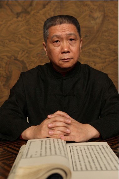 天上掉下个马未都