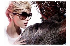 Anja Rubik for Fendi 2010ĺ