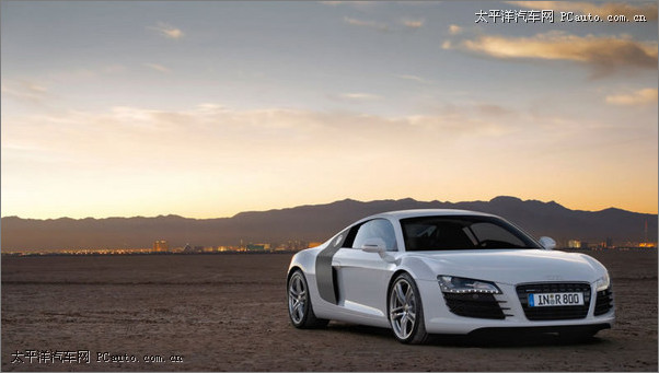µR8