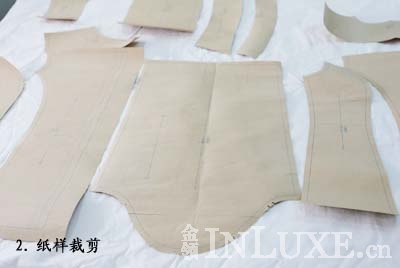 点击图片进入下一页