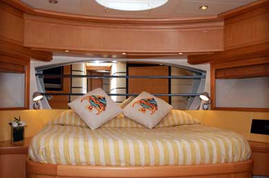 Pershing 76 Yacht Charter