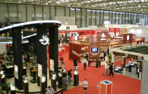 �Ϻ������鱦����չ����