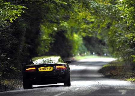 ˹١DB9˶