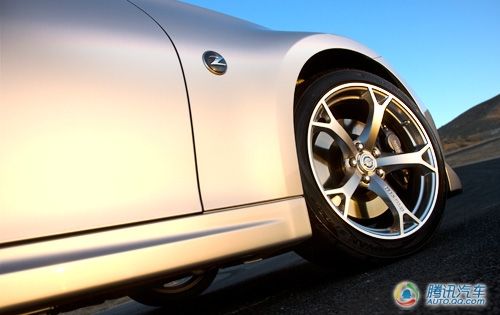 [���Ҳ���]�¸ҵ��� �Լ��ղ�Nismo 370Z