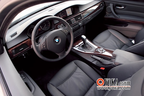 ��ɫ����ʼ�ճ�Ϊ�˱�������ѡ���Ͱ��������Լ����ص�ת�򶼳�Ϊ�������û���Ϊϲ���ĵط���