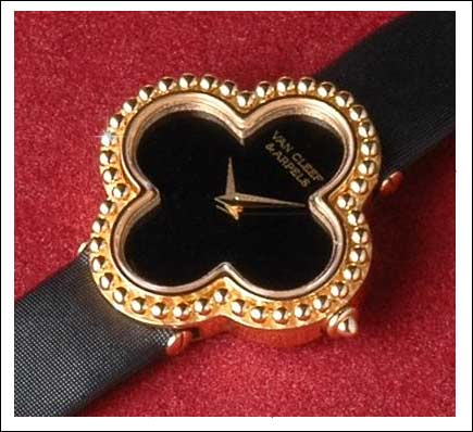 新品:顶极品牌最时尚"表"情