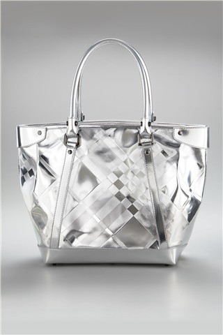 ƻ Burberryѹ