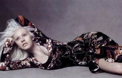 Ů еԸ Versace