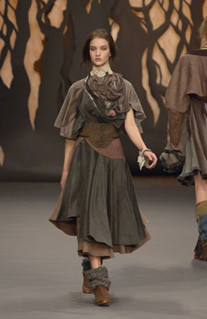 Bora Aksu A/W 06