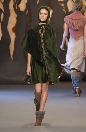 Bora Aksu A/W 06