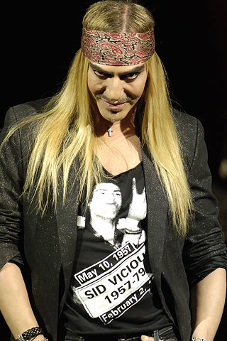 John Galliano 2006ʱװչ
