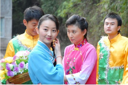 青山绿水红日子,青山绿水红日子全集,青山绿水红日子快播,青山绿水红日子剧情,青山绿水红日子电视剧,青山绿水红日子在线观看,青山绿水红日子下载